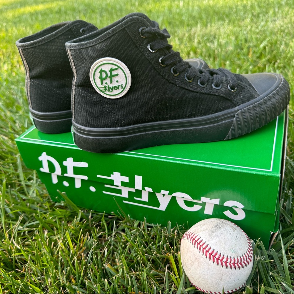 Men’s PF Flyers classic sneakers size 4 Model MC 2001 SD worn once, original box